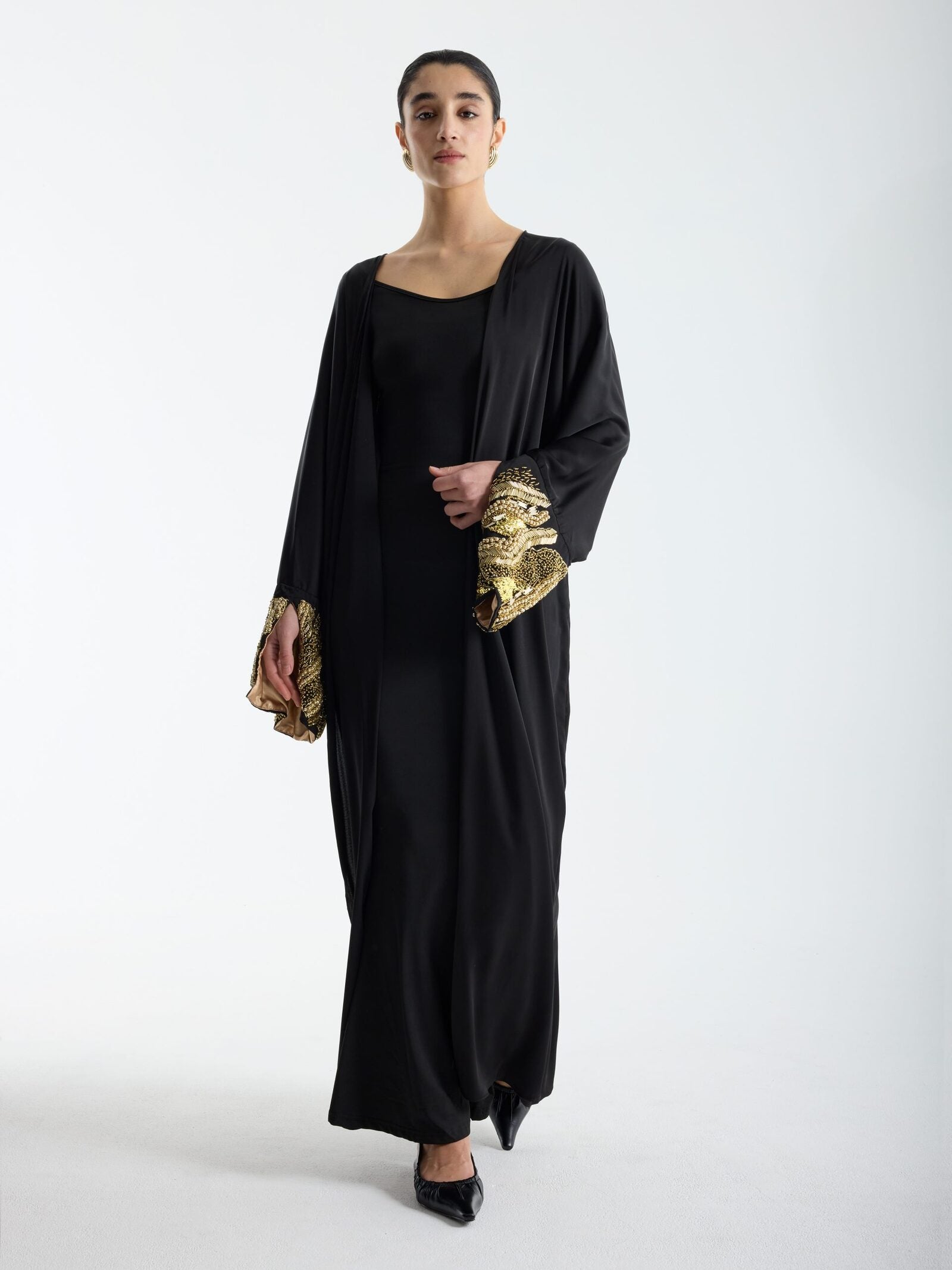 Black & Gold Embellished Abaya Maysoon Collection B.V. Black & Gold Embellished Abaya Maysoon Collection B.V.